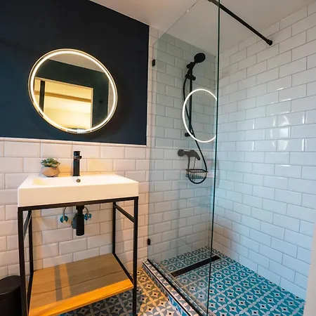 The Florian Boutique By Zzzing Cospicua