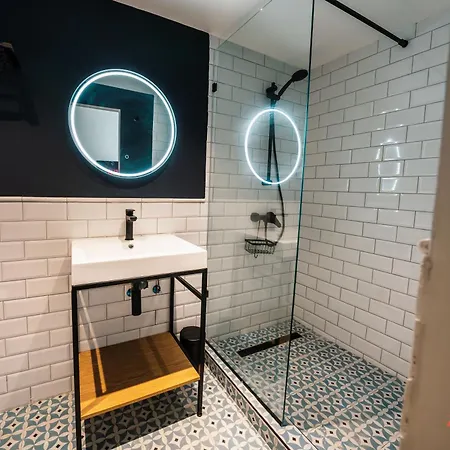 The Florian Boutique By Zzzing Cospicua