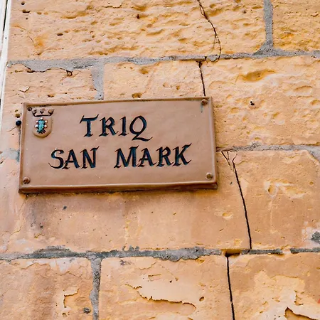 The Florian Boutique By Zzzing