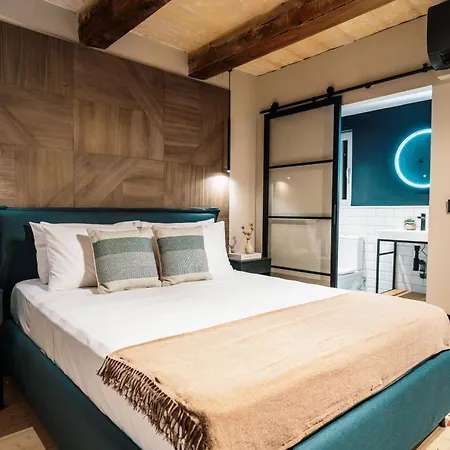 The Florian Boutique By Zzzing * Cospicua