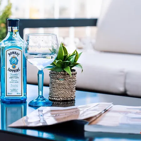 The Florian Boutique By Zzzing Guest house Cospicua