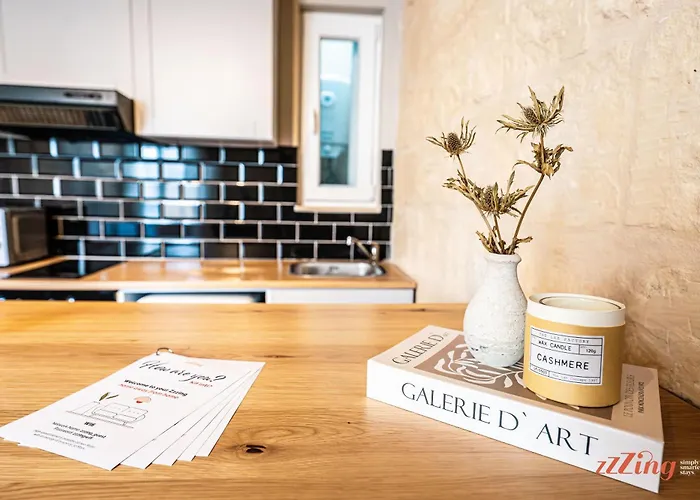 The Florian Boutique By Zzzing Penzion Cospicua